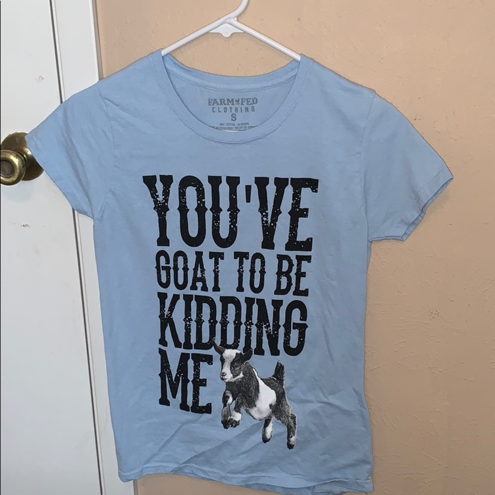 women’s short sleeve shirt